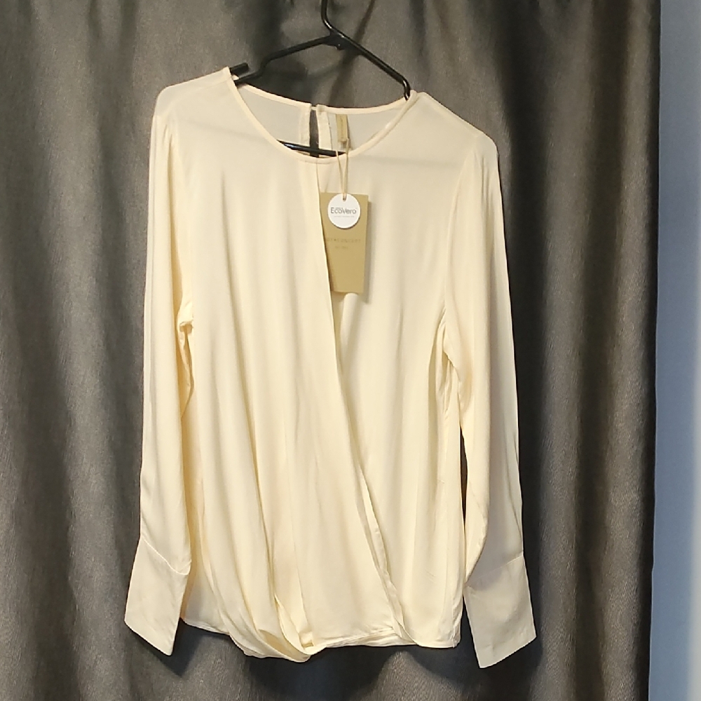 Elegant Cream Long Sleeve Blouse